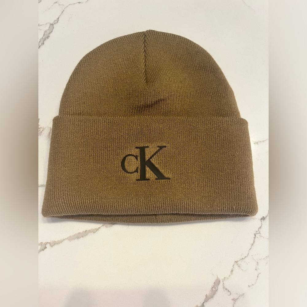 Brand New without tags Mens CK winter beanie.